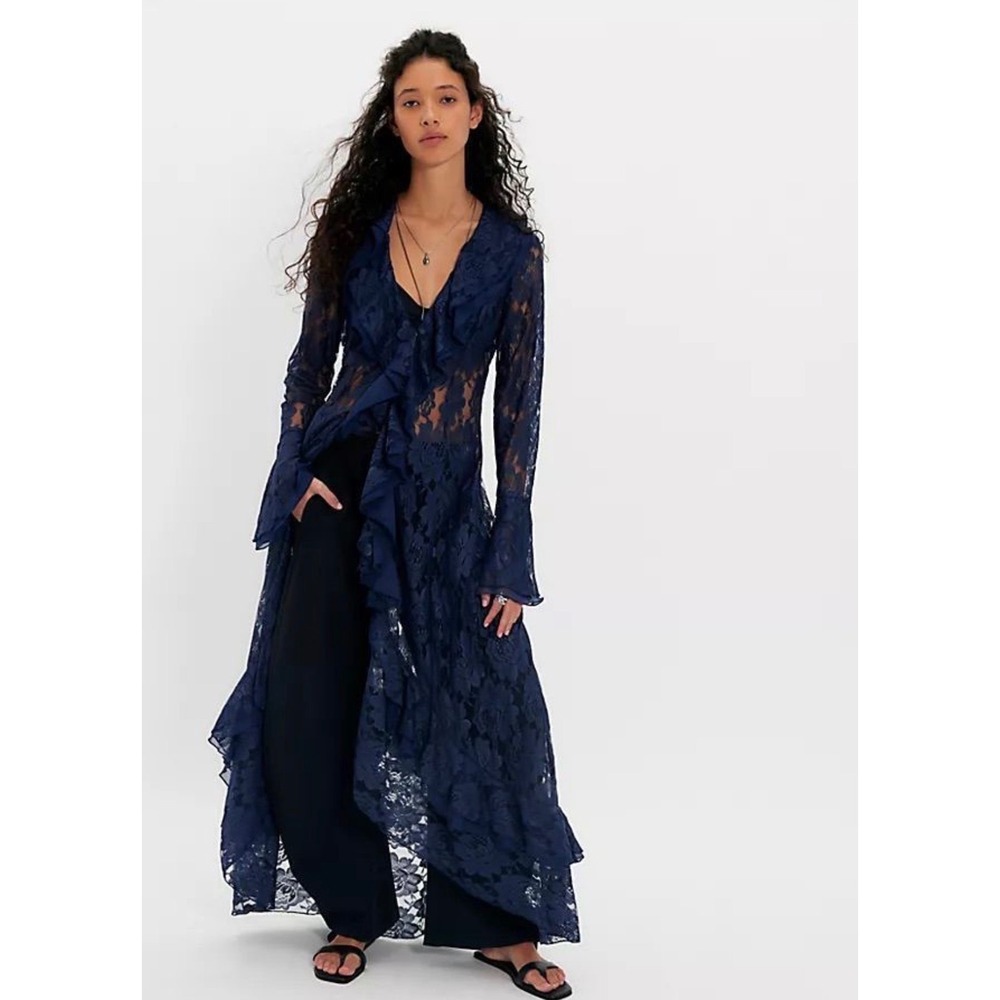 Free People Heirloom Maxi Top Navy Blue lace New NWT - Picture 3 of 7